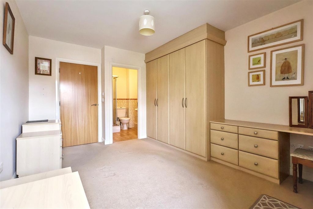 Property photo 2 of 14 Img_4750.Jpg