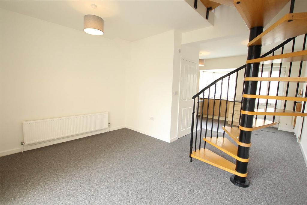 Property photo 3 of 12 Img_1347.Jpg
