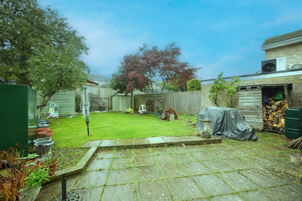 Property photo 2 of 14