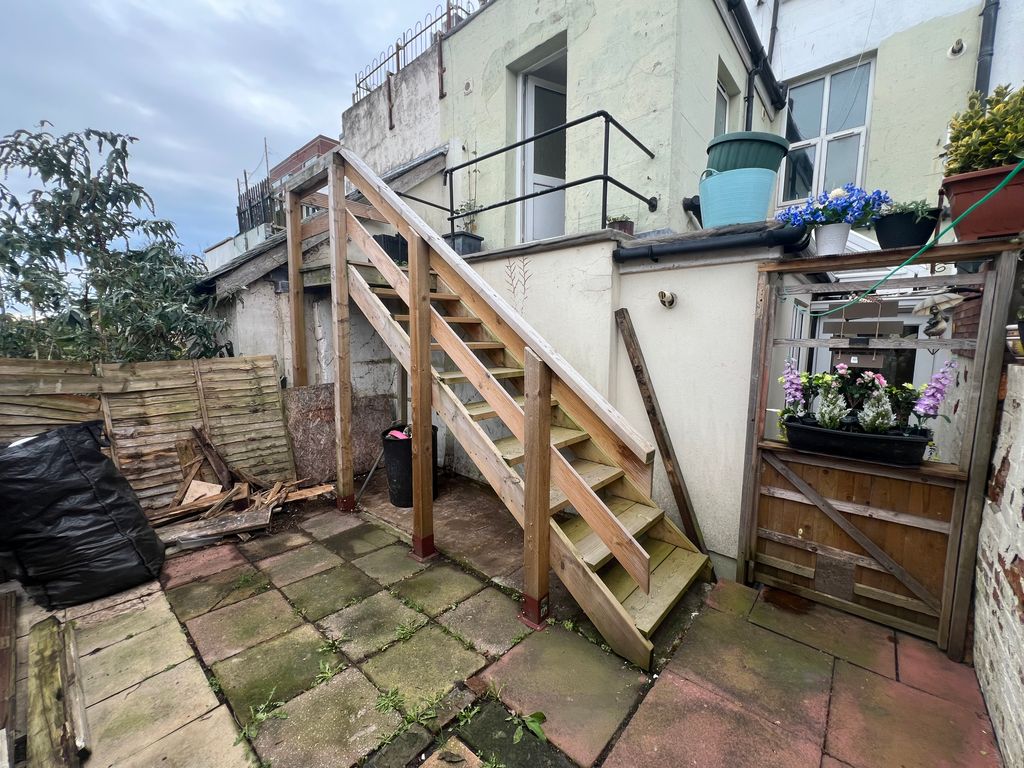 Property photo 2 of 2 Garden