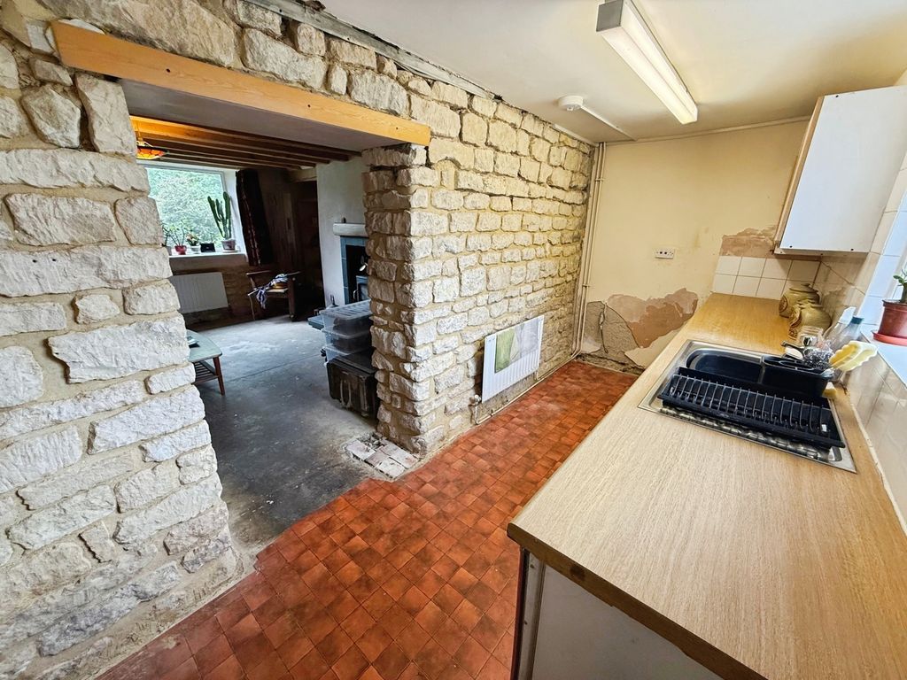 Property photo 2 of 13 Kitchen