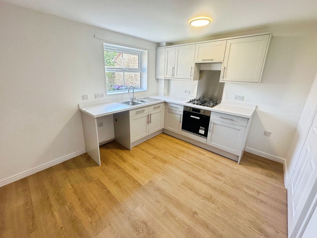 Property photo 2 of 13 Image