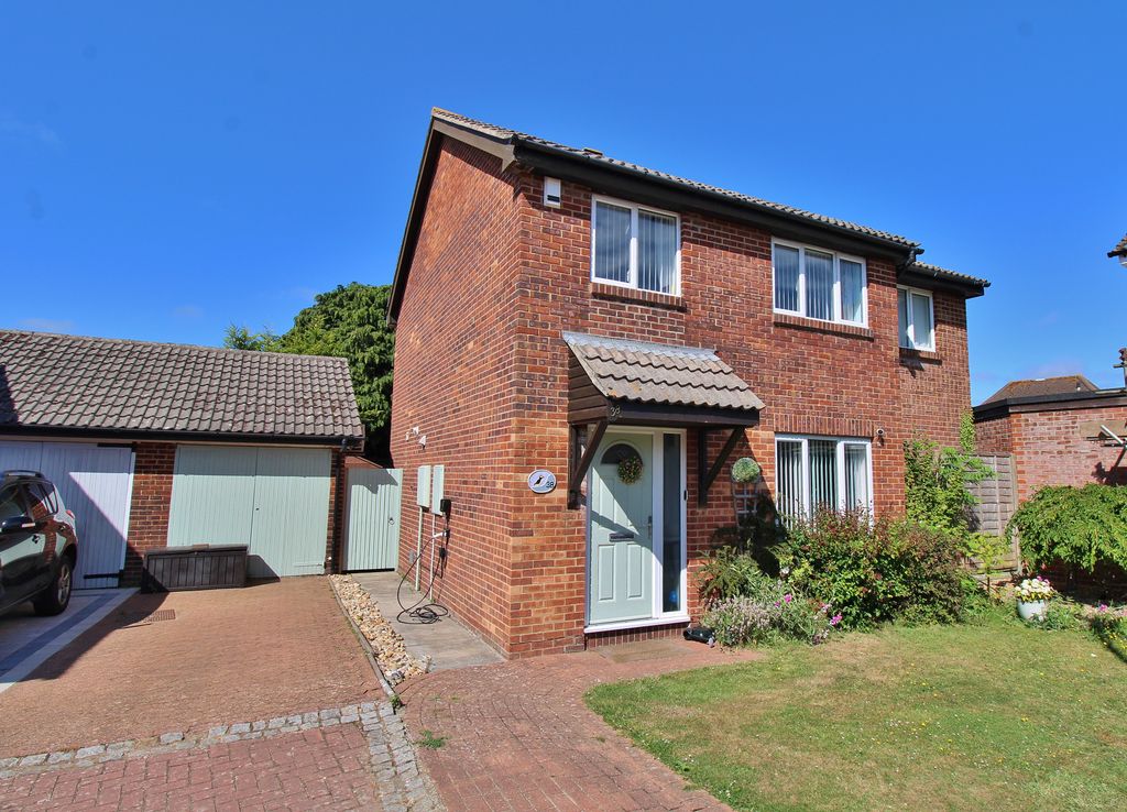 Property photo 1 of 34