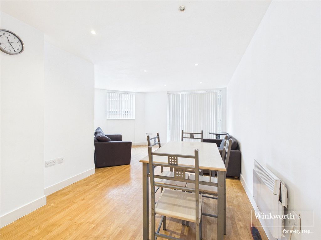 Property photo 3 of 9 Picture No. 08