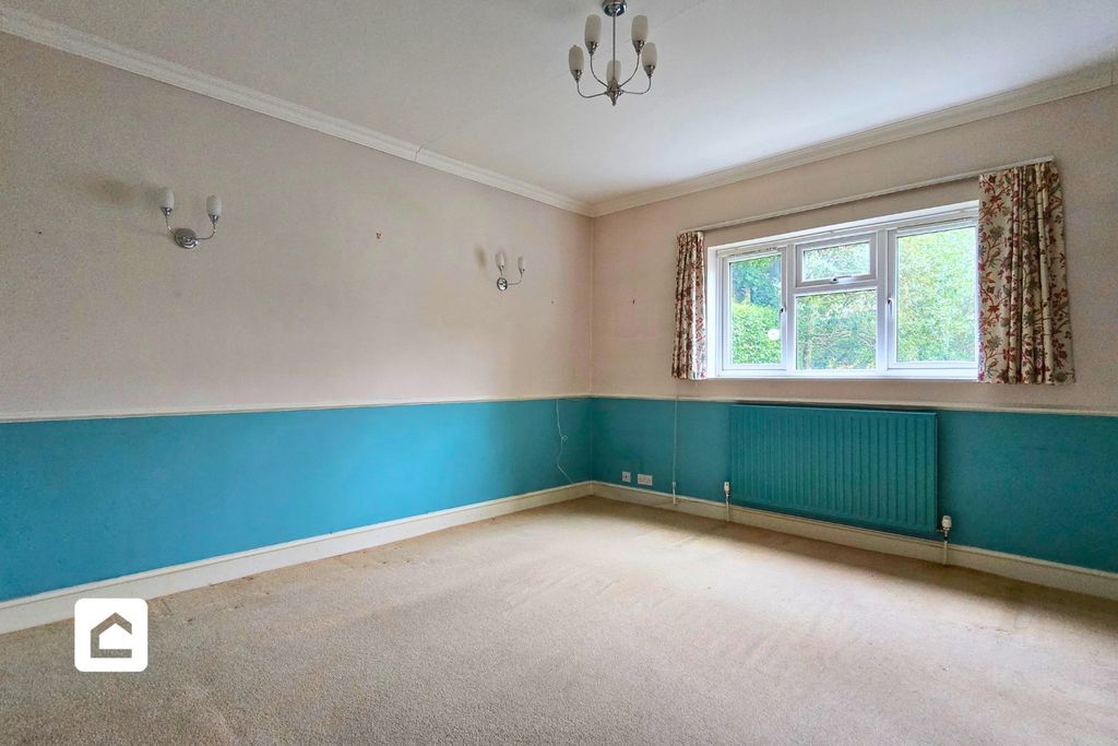 Property photo 2 of 30 4