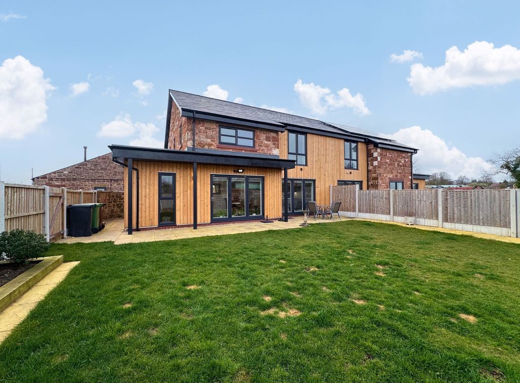 Property photo 1 of 28 Photo 2