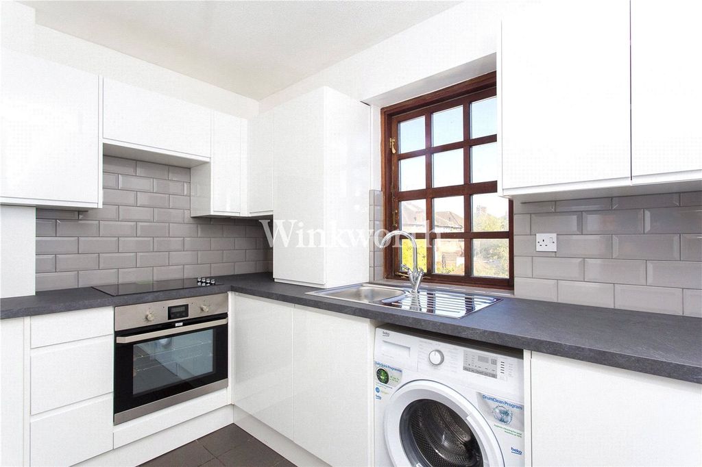 Property photo 2 of 6 Picture No. 05