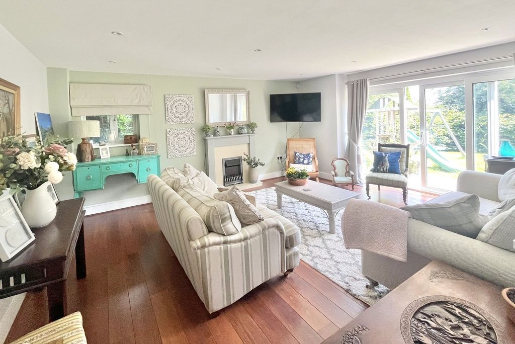 Property photo 2 of 20 Picture No. 06