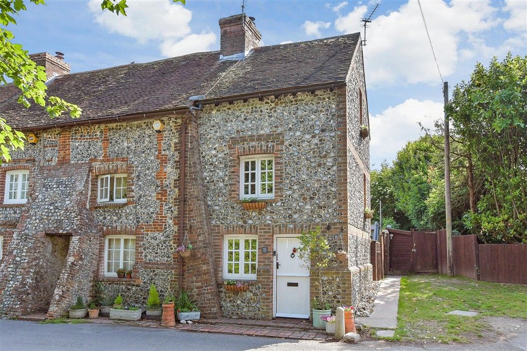 Property photo 1 of 12 External (Web)