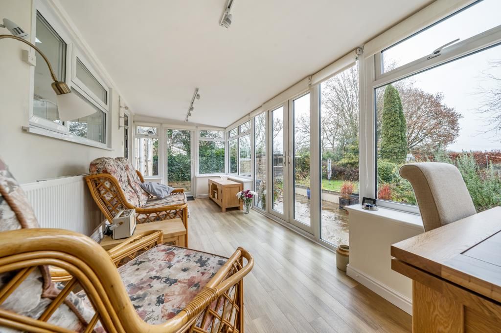 Property photo 3 of 11 Conservatory