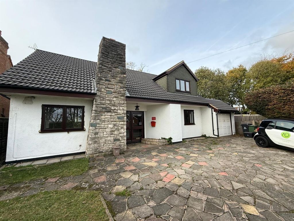 Property photo 1 of 19 B1.Jpg