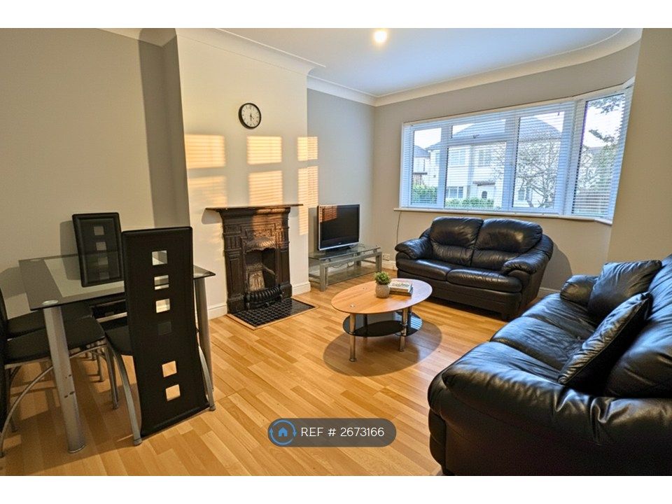 Property photo 1 of 7 Lounge