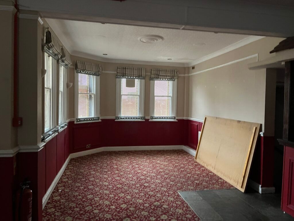 Property photo 3 of 9