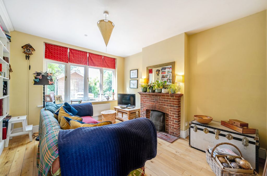 Property photo 2 of 20 1330632-10-689339...