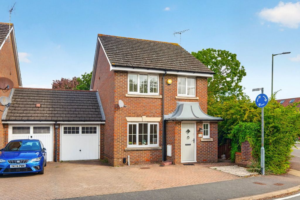 Property photo 1 of 12