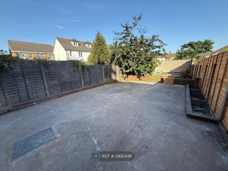 Property photo 3 of 10