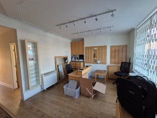 Property photo 2 of 4