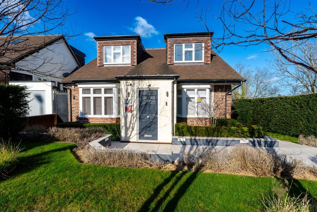 Property photo 3 of 43 84Fa06BA-A659-4Bdd-8785-6Fd6C23E11Be.Jpeg