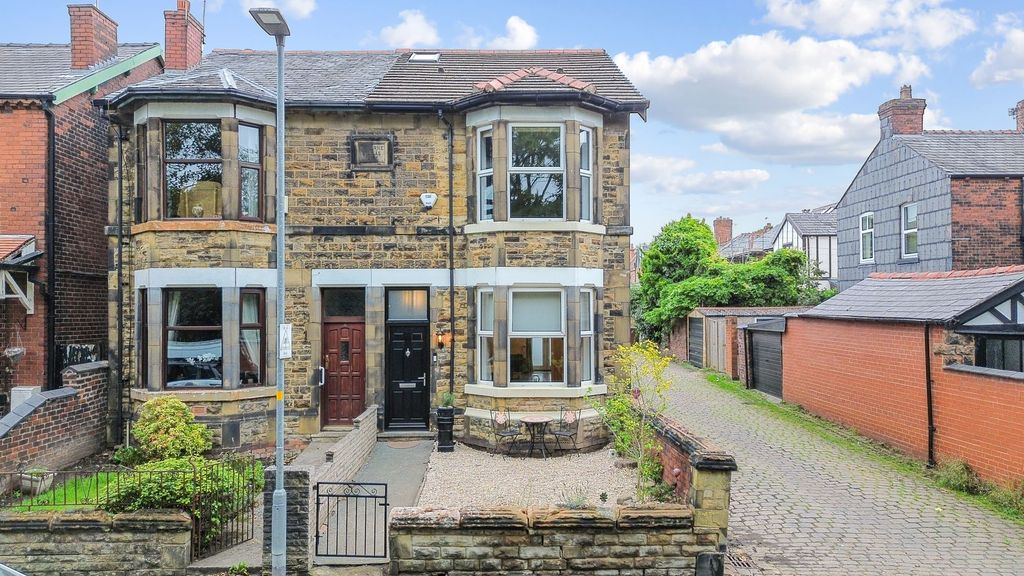 Property photo 1 of 24