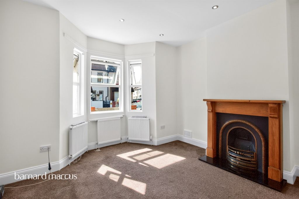 Property photo 2 of 24