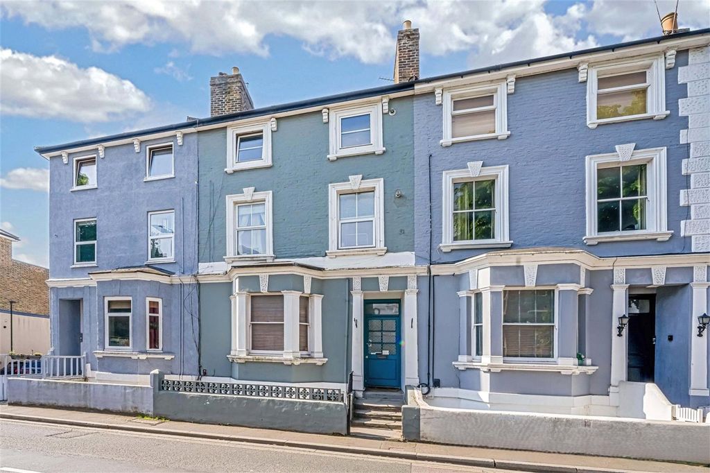 Property photo 1 of 7 1
