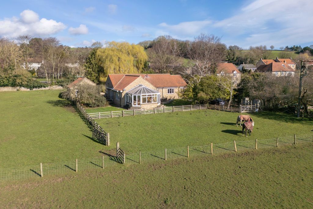 Property photo 1 of 21 Photo 1