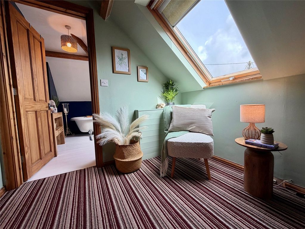 Additional image 12 of 4 bed bungalow for salePriory Lodge Drive, Milford Haven, Pembrokeshire SA73