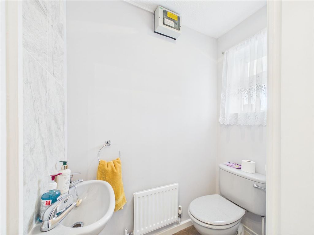 Property photo 3 of 16