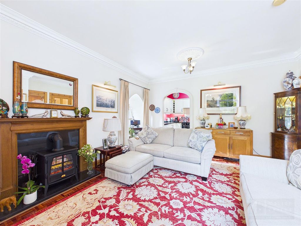 Property photo 3 of 17 Sitting Room & Dining Area