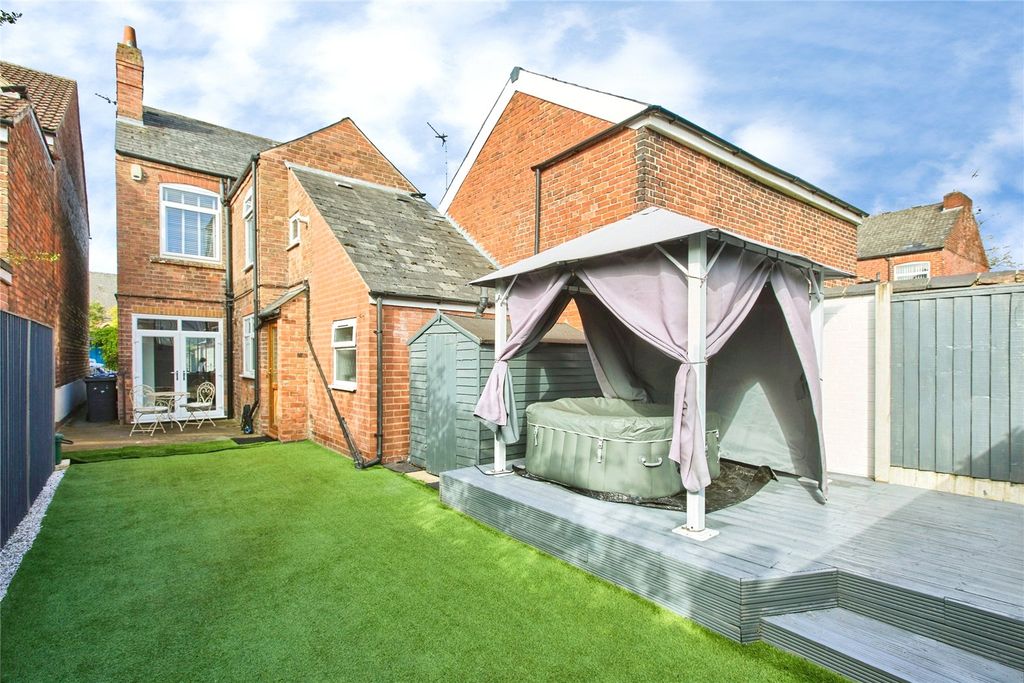 Property photo 3 of 20 Picture No. 40