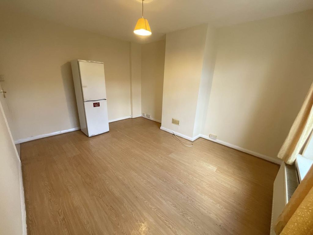 Property photo 3 of 8 Living Room