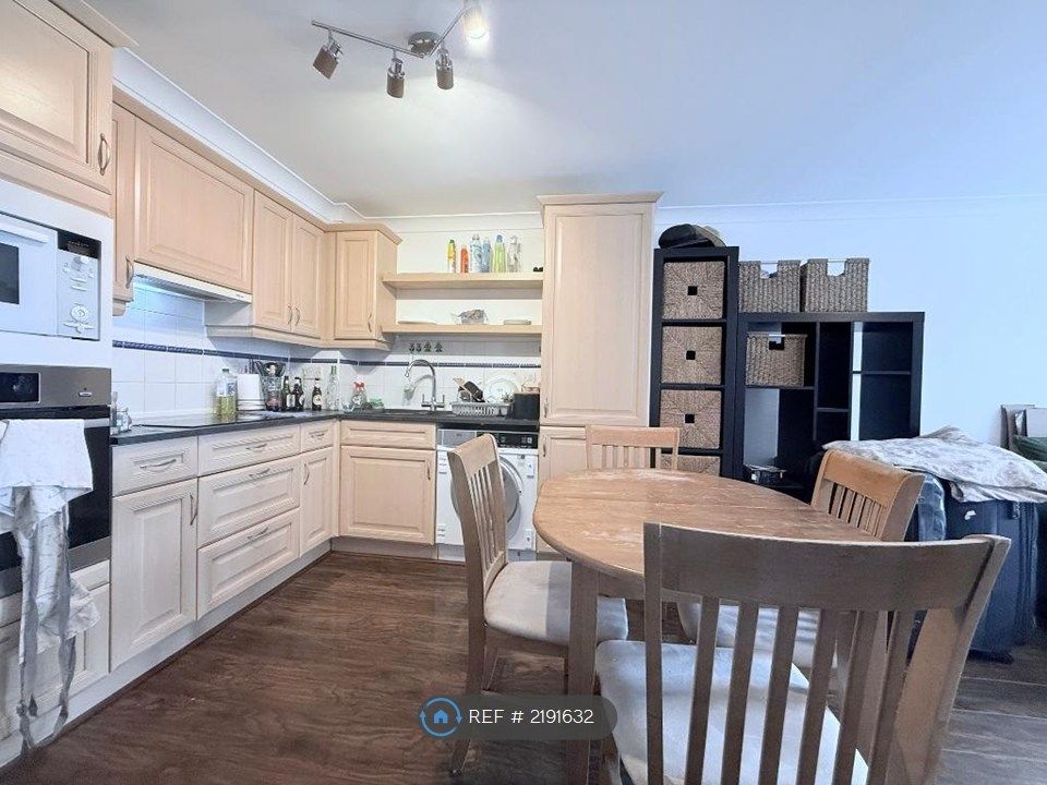 Property photo 3 of 4