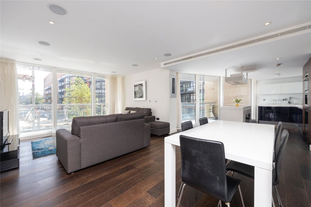 Property photo 1 of 12 Reception Room