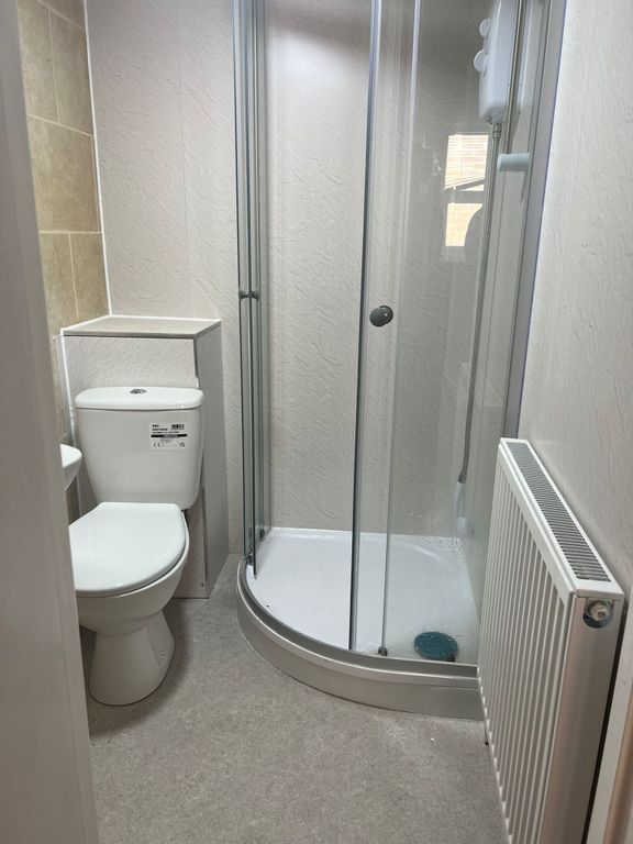 Property photo 2 of 3