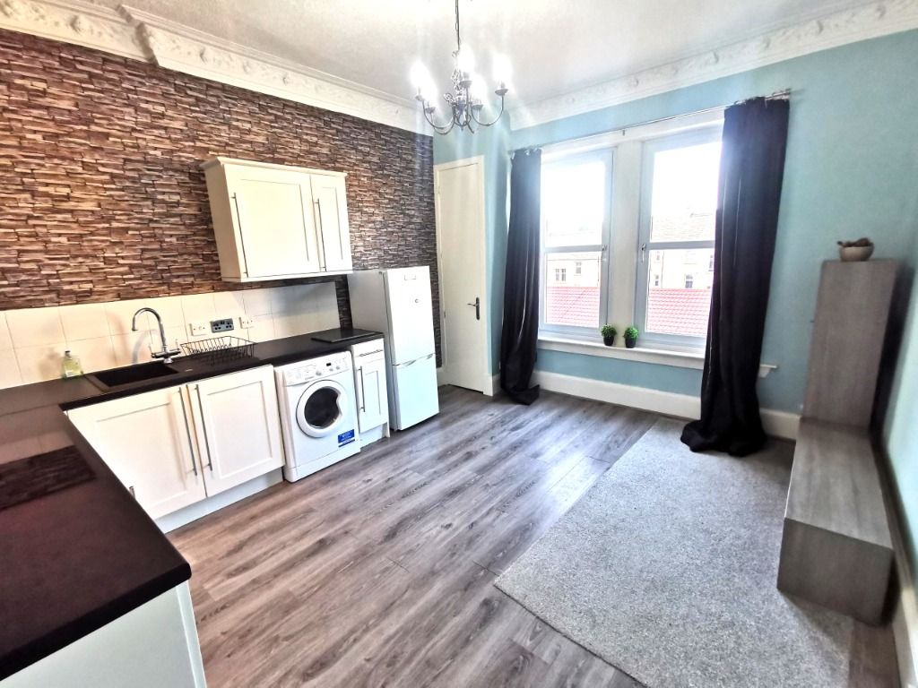 Property photo 3 of 17 Photo 3