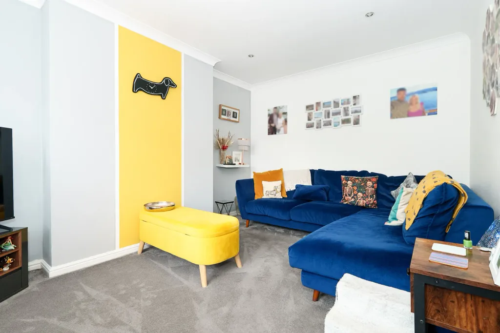 Property photo 3 of 22