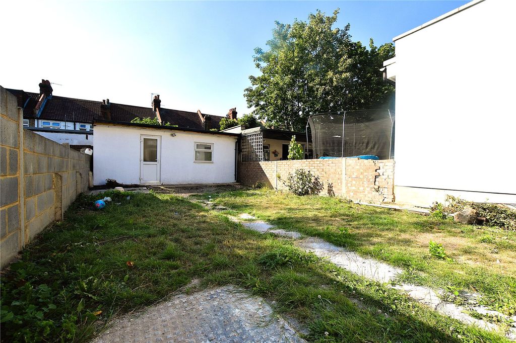 Property photo 2 of 22 Picture No. 01