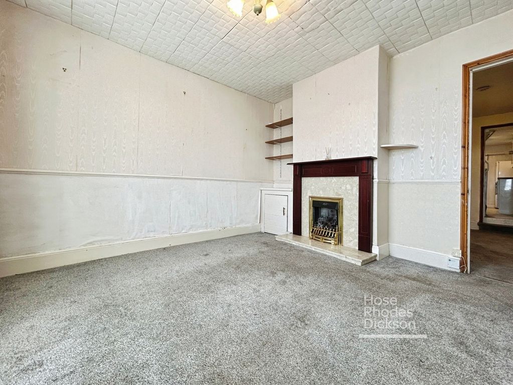 Property photo 3 of 11 Pbox-Img.Jpg