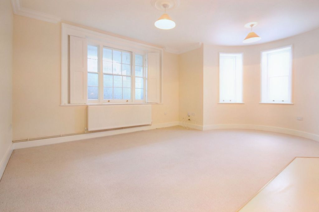 Property photo 2 of 8 General