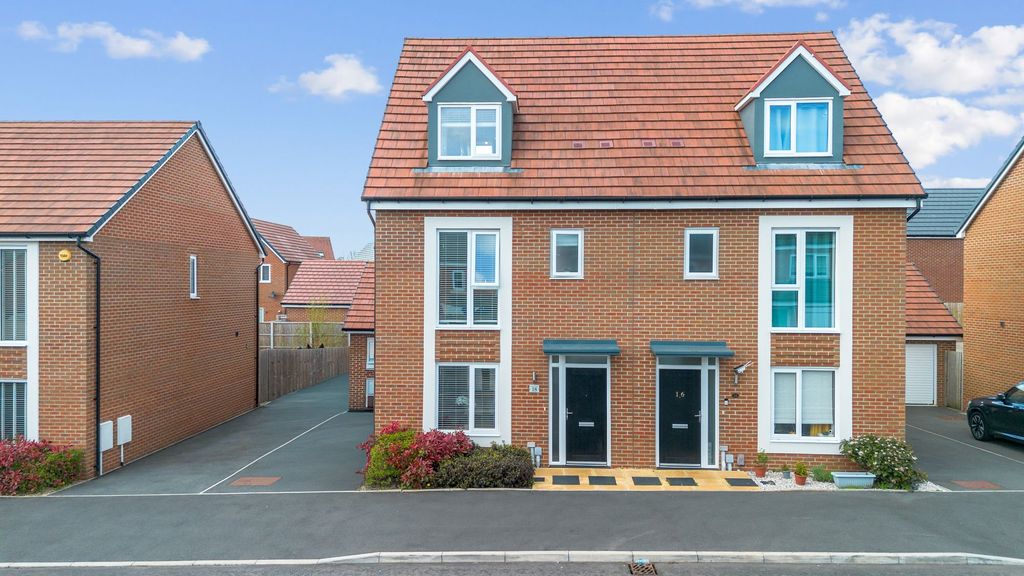 Property photo 1 of 21