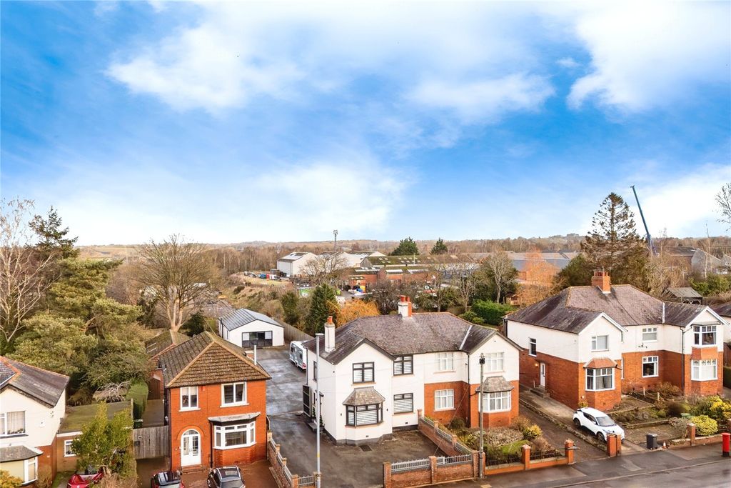 Property photo 2 of 21 External