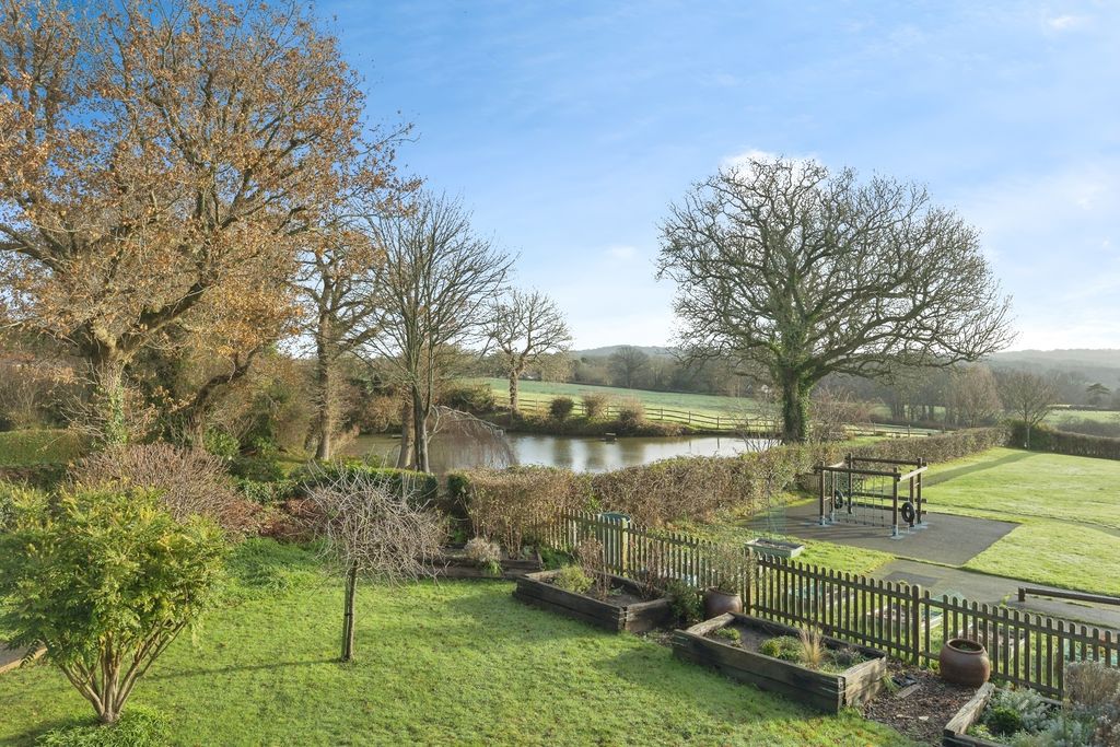 Property photo 1 of 20 Pbox-Img.Jpg