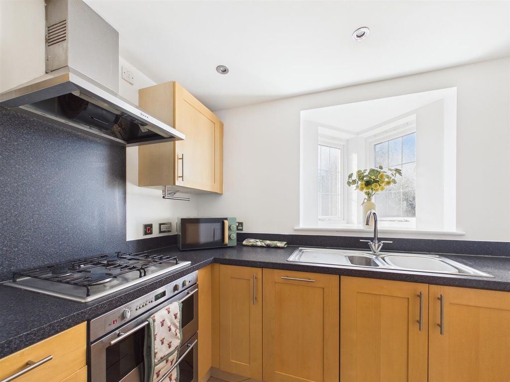 Property photo 3 of 23 Cam03604G0-Pr0268-Still002.Jpg