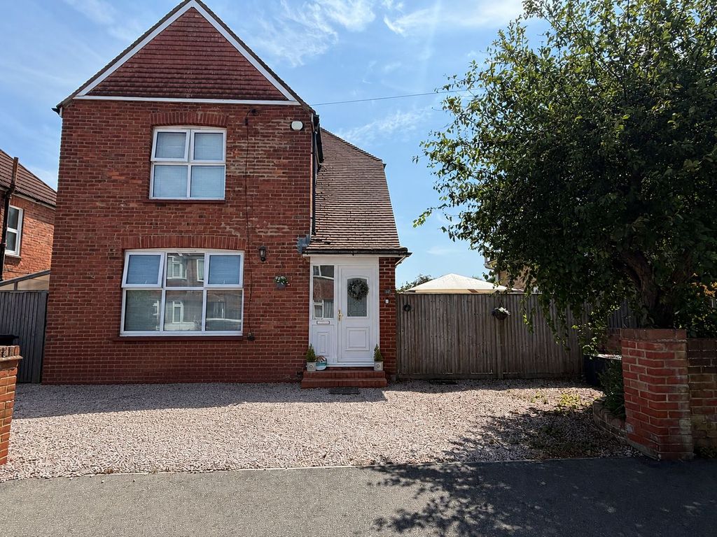 Property photo 1 of 26