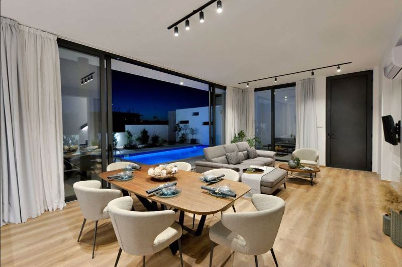 Property photo 2 of 19 Open Plan Living...