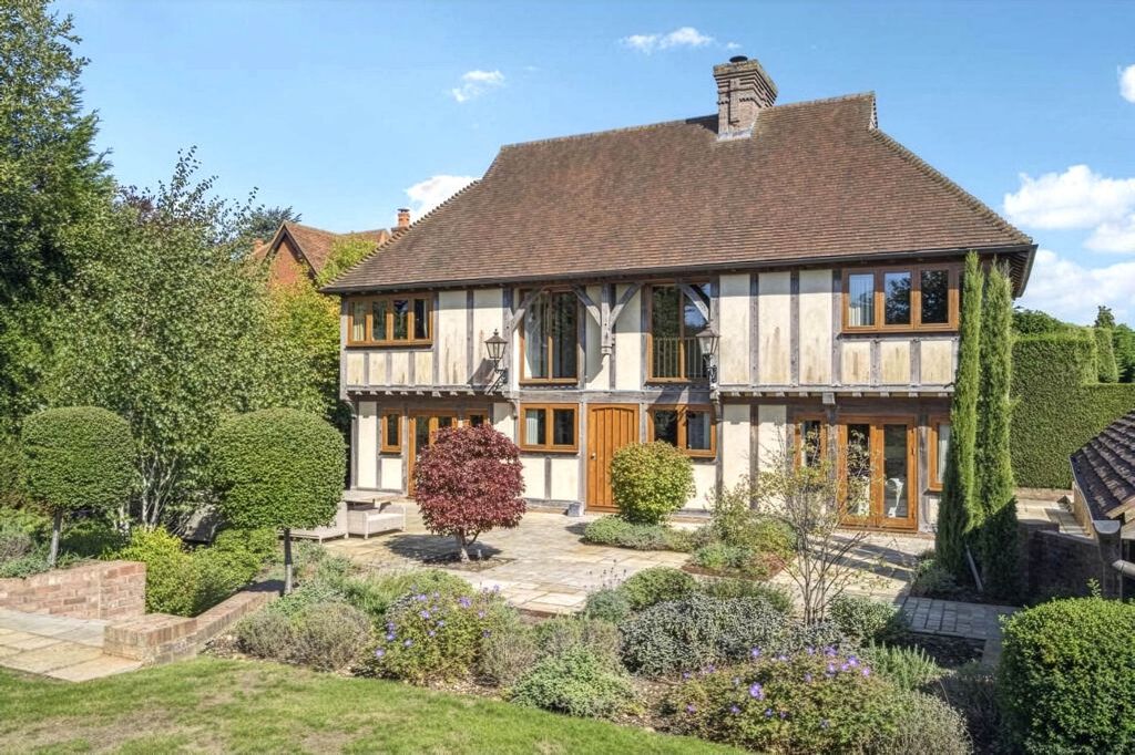 Property photo 1 of 41