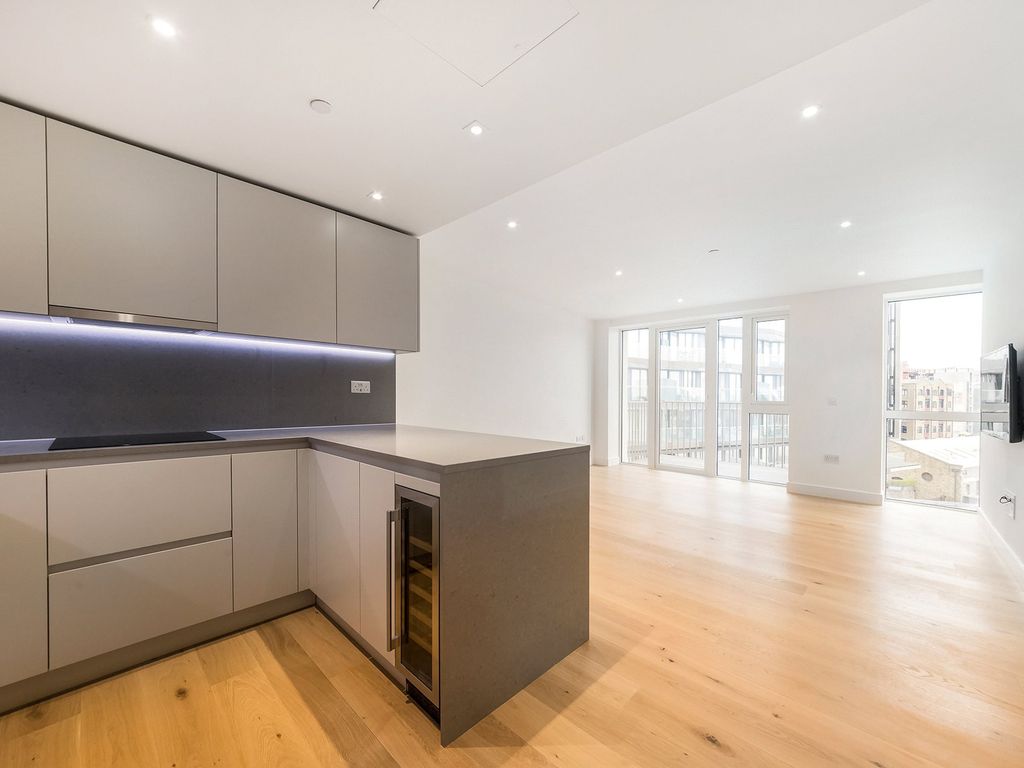 Property photo 1 of 29 London Dock. E1W 2Ah