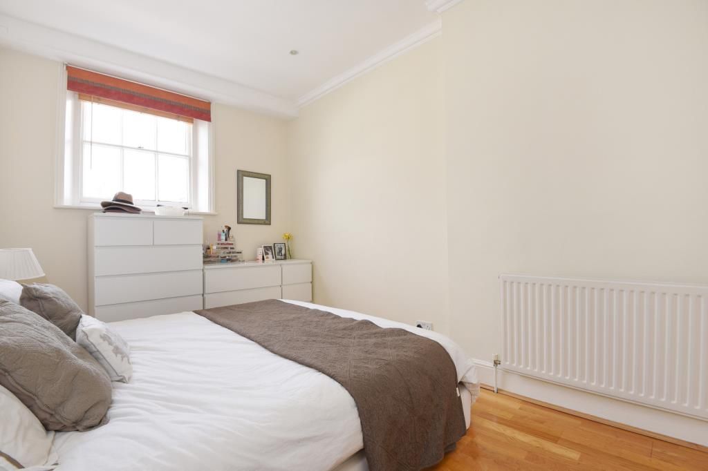 Property photo 2 of 12 Bedroom