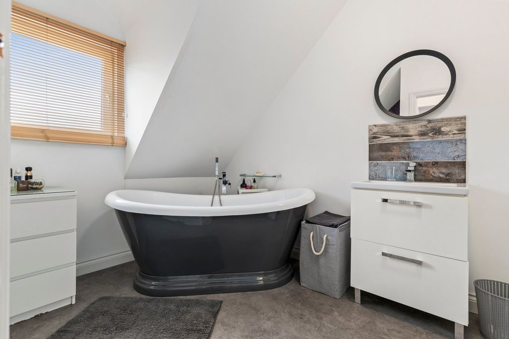 Additional image 26 of 5 bed detached house for salePointfields Crescent, Hakin, Milford Haven SA73
