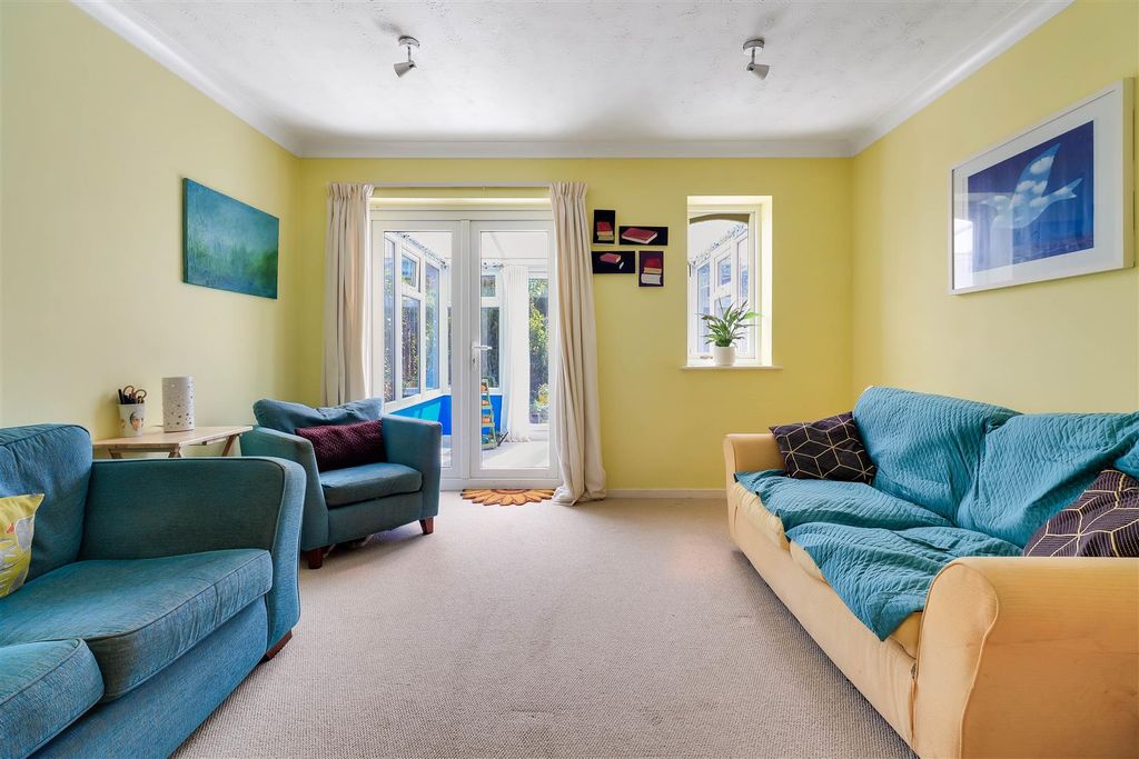 Property photo 2 of 14 Img (2).Jpg